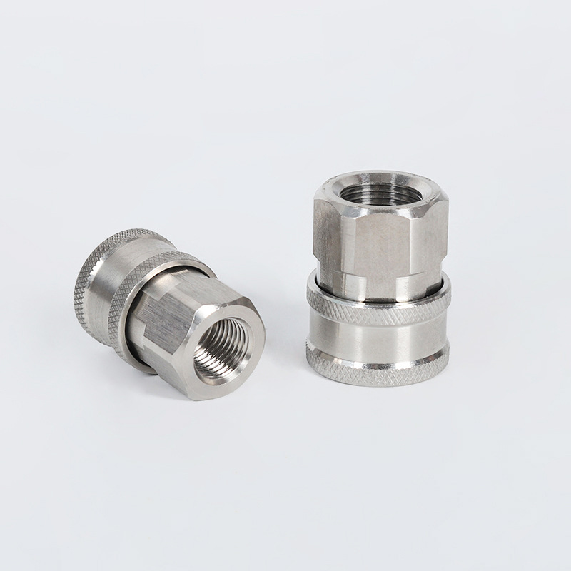 Adaptér na výrobu guľomety na umývanie vozidla