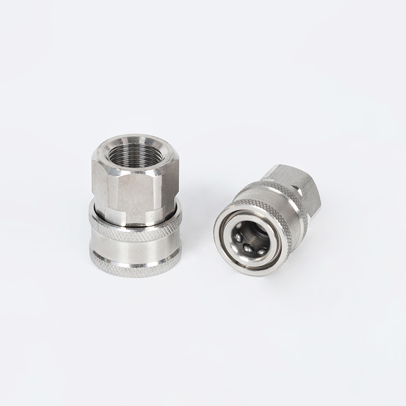 Adaptér na výrobu guľomety na umývanie vozidla