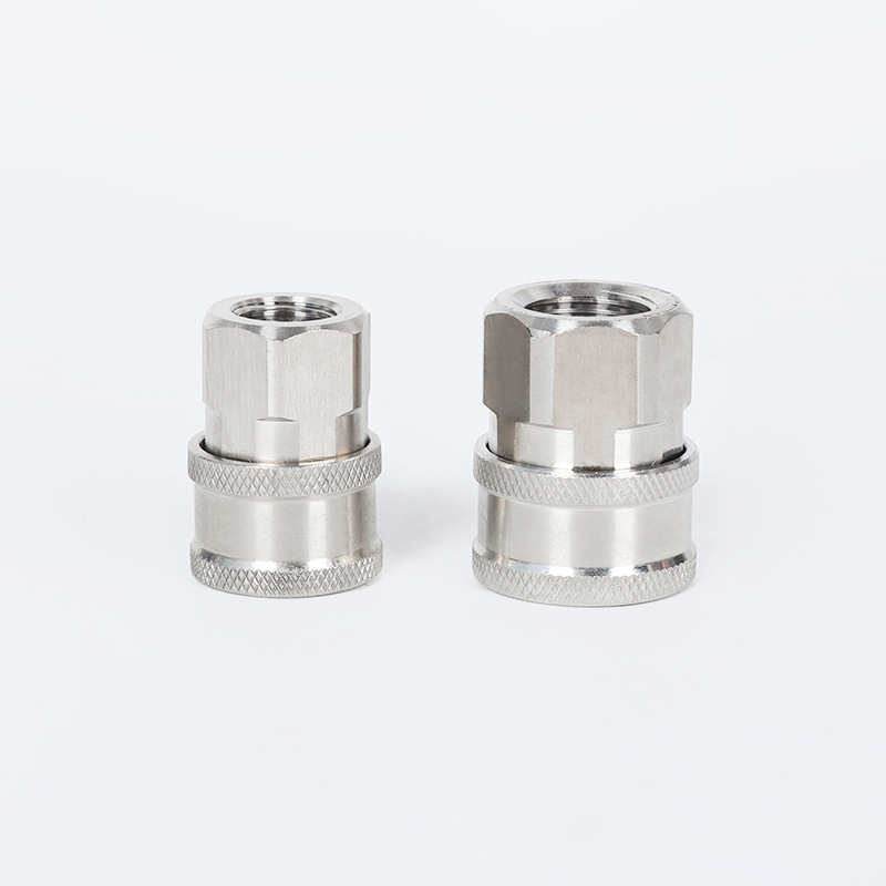 Adaptér na výrobu guľomety na umývanie vozidla