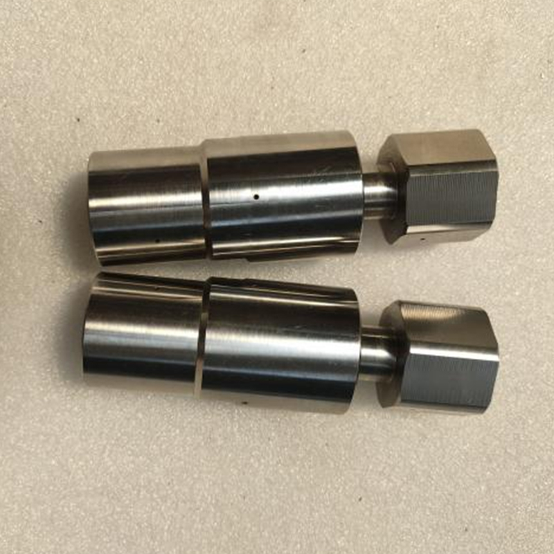 Ultohový tlakový kĺb